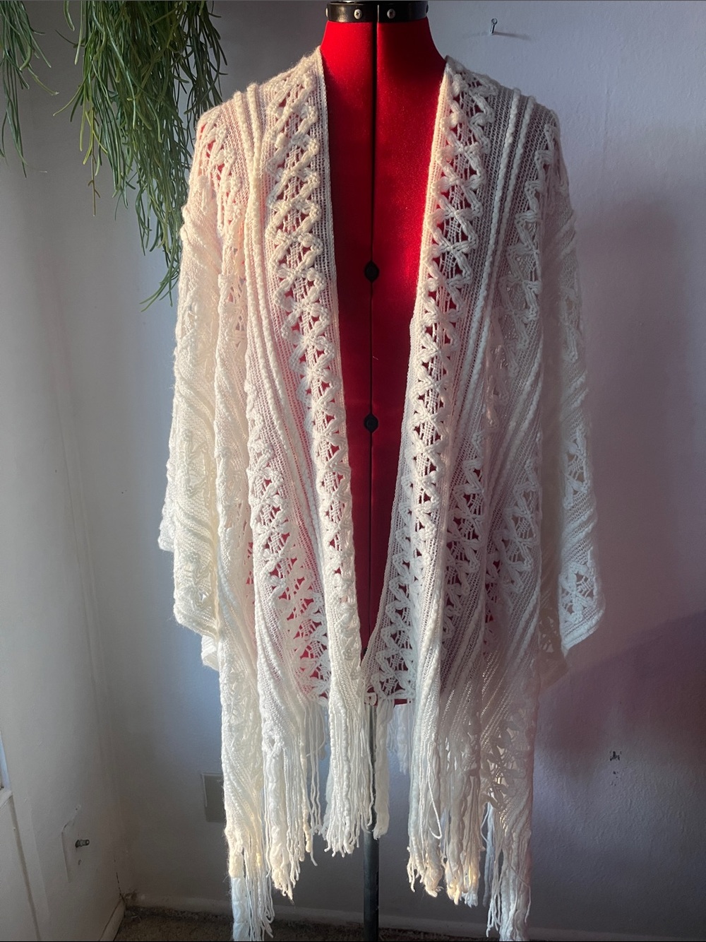 Cejon White Crochet Fringe Shawl Cardigan